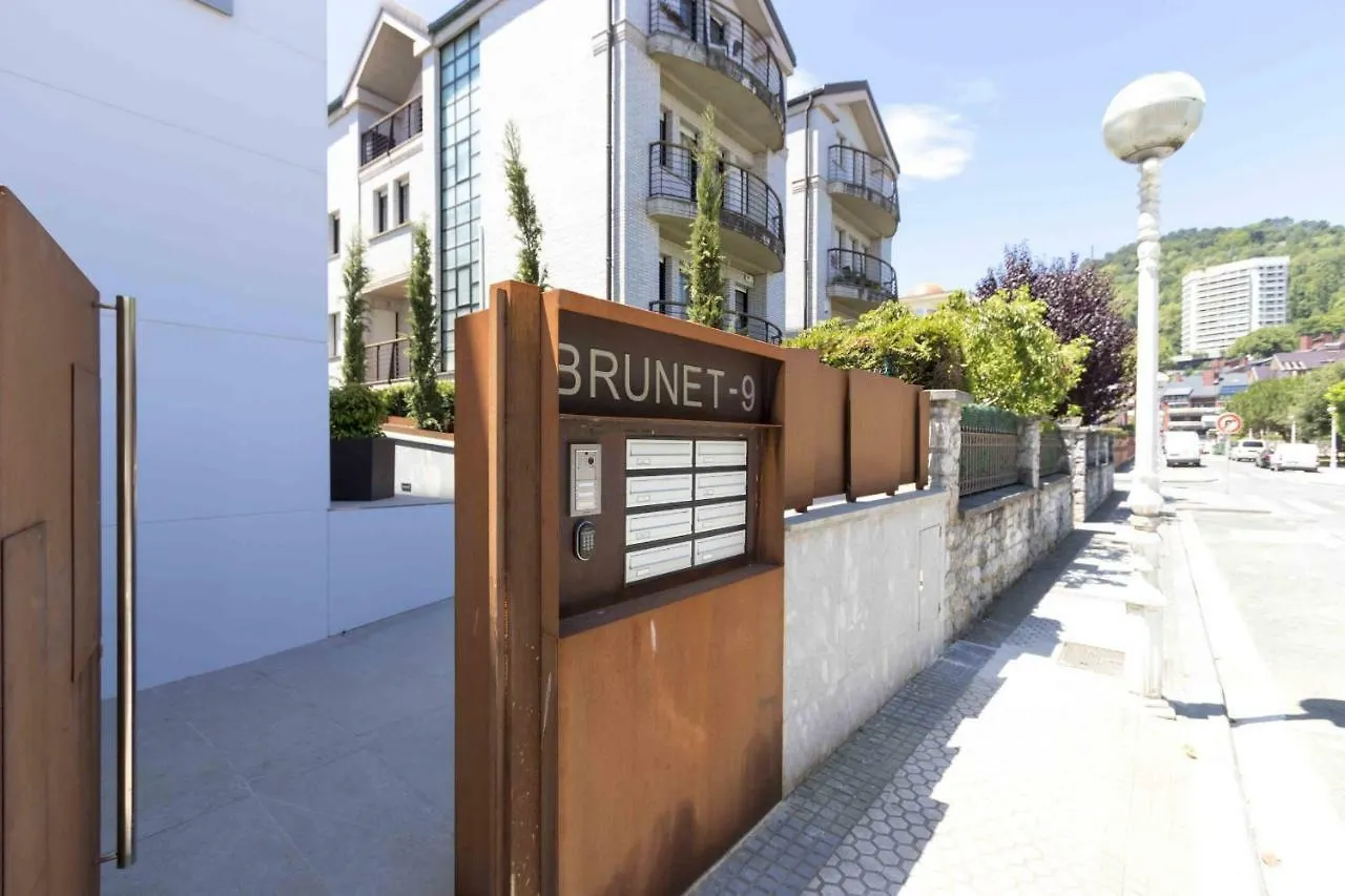 Apartment The Rentals - Preference Brunet San Sebastian